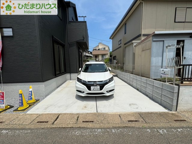 蓮田市蓮田　23-1期　新築一戸建て　リナージュ　01の前面道路含む現地写真