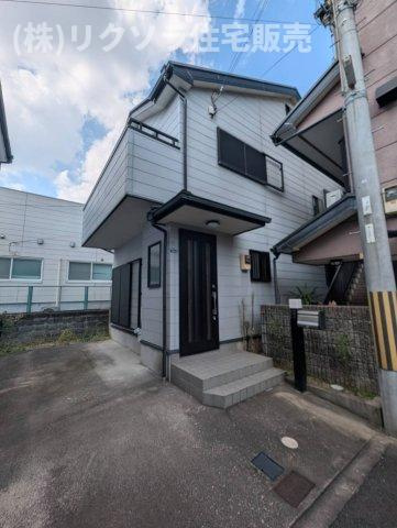 長尾谷町１丁目　中古一戸建ての外観|新しい生活にいかがでしょうか？外観はお住まいの顔になります。こだわりたいポイントですね。外壁塗装や屋根塗装のご相談も承っております。
■現地内覧・資金計画相談・住宅ローン相談もお問合せ受付中■