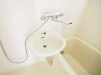 【洗面所】 | リーフガーデンＢ