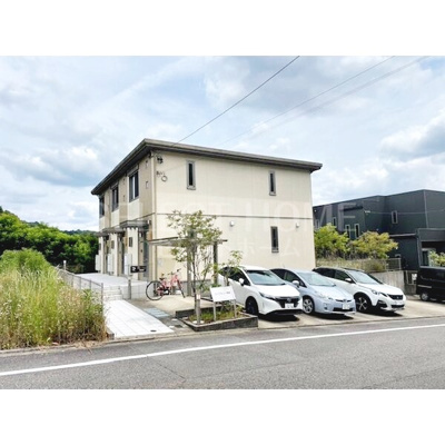 【駐車場】 | シンフォニー岡崎 | 駐車場があります