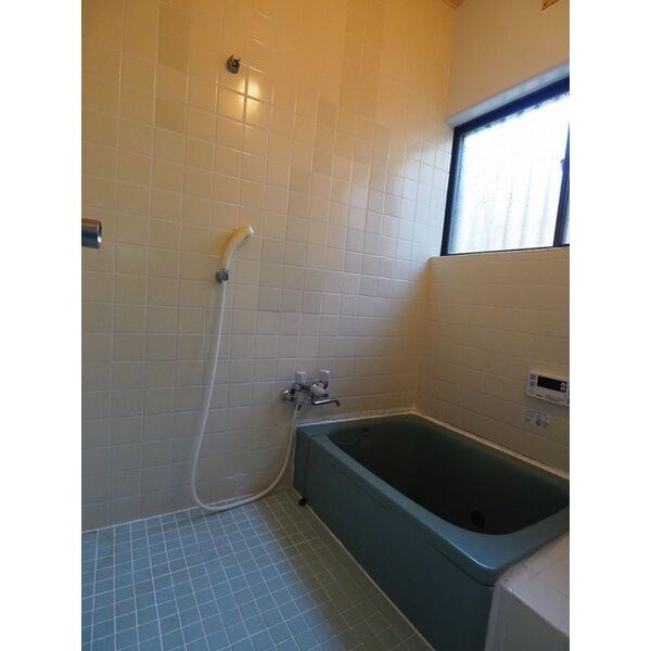 高針原住宅の浴室