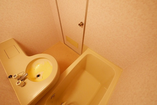 朝日プラザ奈良プレシオの浴室|日々の暮らしに欠かせないお風呂です