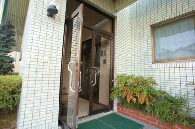 【エントランス】 | メゾンフジヨシ