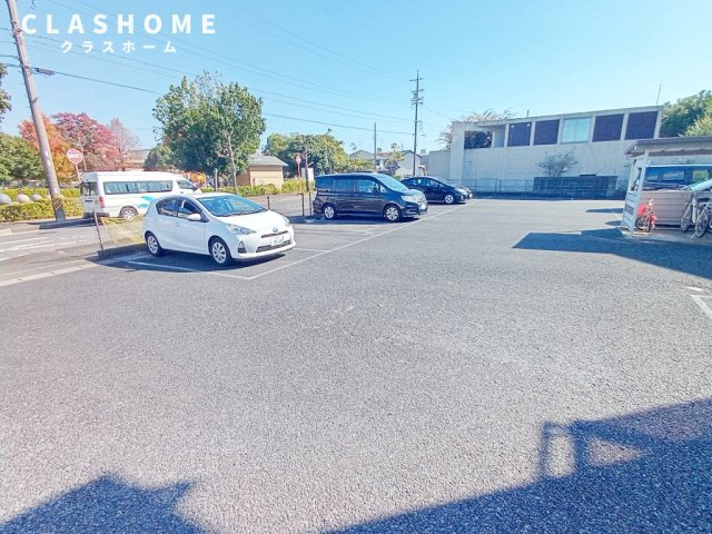 グランドソレーユ　A　　刈谷市近郊の賃貸はクラスホーム刈谷店の駐車場