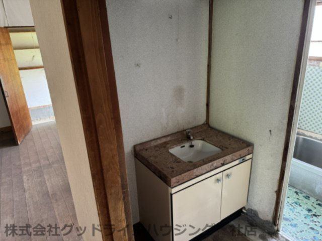 和田町戸建の洗面所|洗面