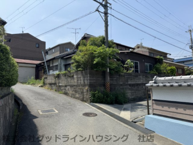 和田町戸建の外観|明るい角地