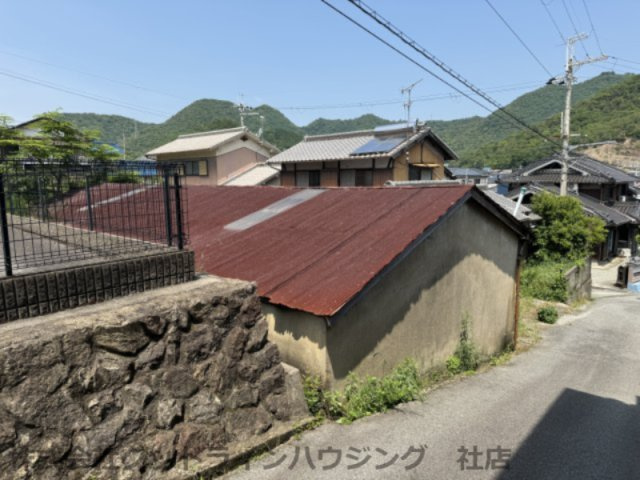 和田町戸建の外観|ひな壇