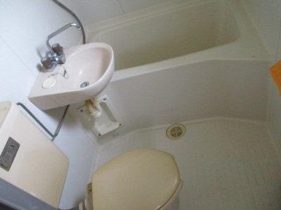 【浴室】 | 常松アパート | お風呂とトイレ一体型です。