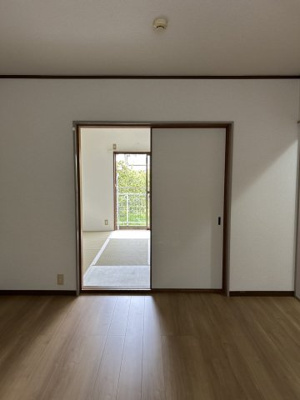 【居間・リビング】 | ファミリー秋