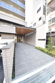 【エントランス】 | リベルタ元町通