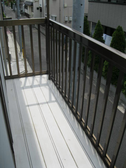 メゾンマルスのバルコニー