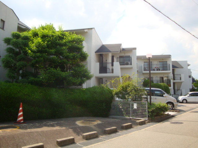 ドルミ宝塚御殿山の外観