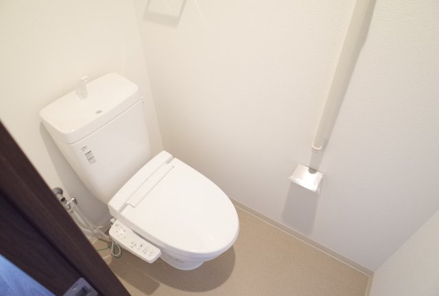 【トイレ】 | プラネソシエ御影山手 | シンプルで使いやすいトイレです