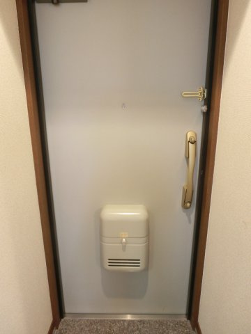 【玄関】ウイング十日市