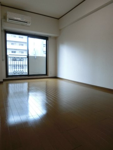 【寝室】ウイング十日市