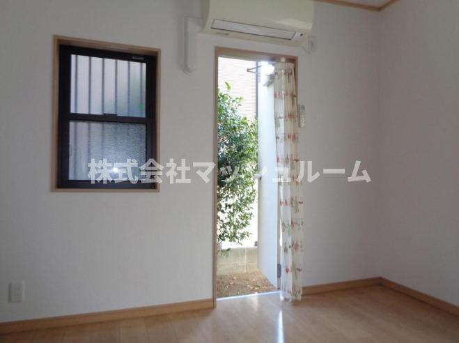 杉並区高円寺南３丁目のアパートのバルコニー