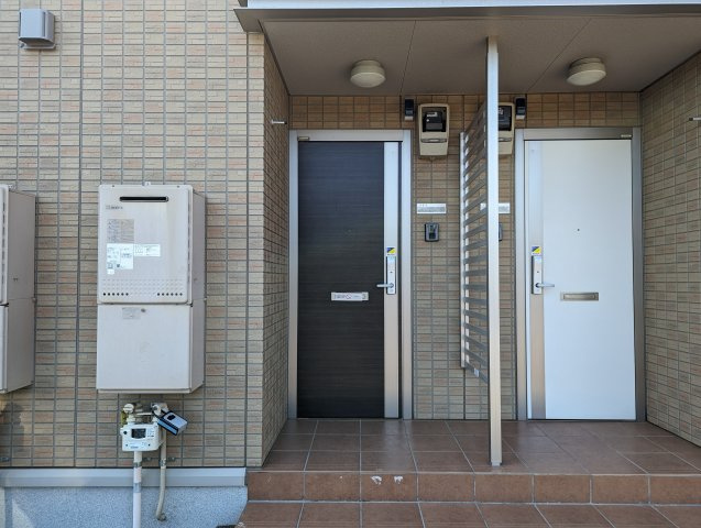 プレジール田無のエントランス