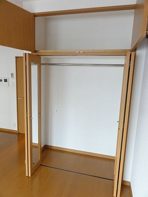 【収納】 | ピュアドームティアラ大手門 | 別号室の写真になります。現況優先。