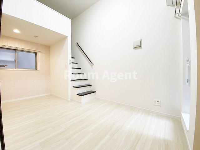 REX新栄の居間・リビング