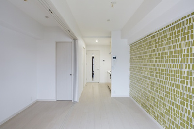 【居間・リビング】 | サンヒルズ大橋駅前 | 別号室の写真になります。現況優先。