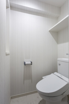 【トイレ】 | サンヒルズ大橋駅前 | 別号室の写真になります。現況優先。