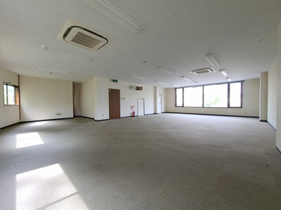 【内装】 | スピリッツビル