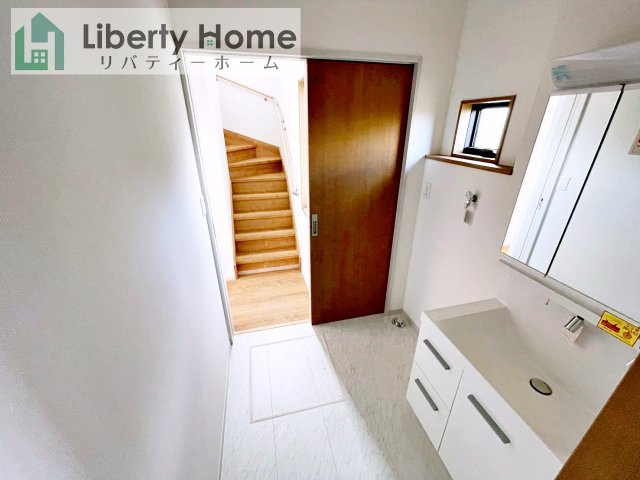 那珂市杉23-P1　３号棟　新築戸建の脱衣所