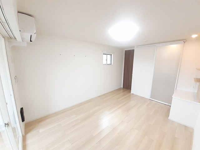 リアンの寝室