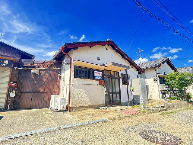 高畑町貸家（高畑町390）の外観|外観もきれいです