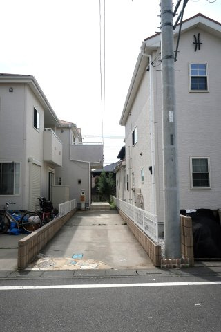 春日部市中央3丁目　中古一戸建ての外観