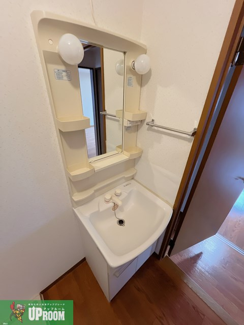 ウィル柏森の洗面所