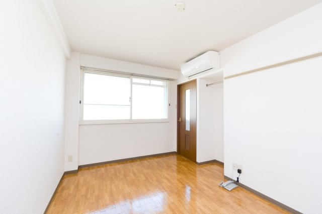 ファインブルーム丹波橋の居間・リビング