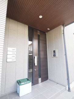 【エントランス】