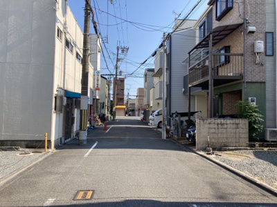 【前面道路含む現地写真】 | 西七条北西野町　売土地（建築条件無） | 徒歩10分圏内に買い物施設が点在して大変便利な立地です♪