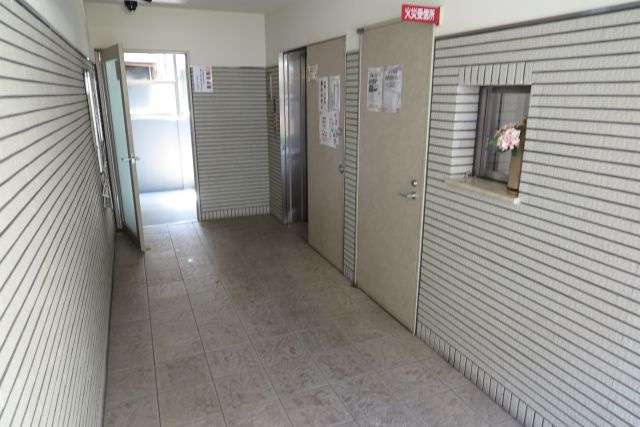 エミネンスタカハシのエントランス