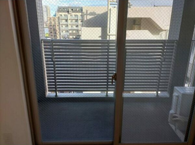 【ロビー】 | エグゼ北大阪 | バルコニーからの眺めを楽しみながら食事をしませんか