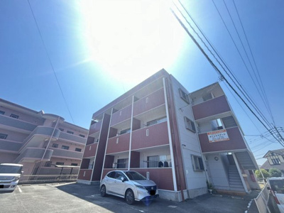 【外観】 | ネオハイツ上白川 | 日当たり良好な物件です。是非一度、お問合せください！