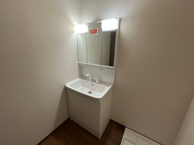 メゾンソレイユ　エストの洗面所