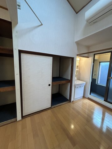 堺市堺区今池町６丁のテラスの収納