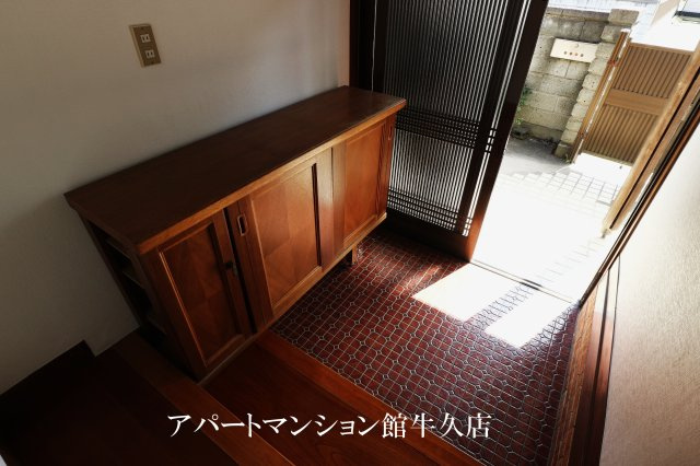 添田邸（上柏田）の玄関