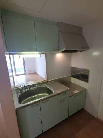 ブリーズ東海神Cのキッチン