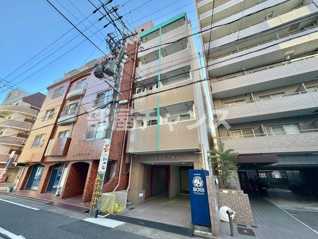 コスモピア金山の外観