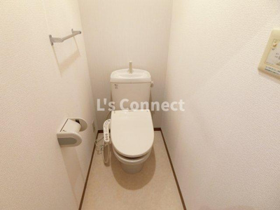 【トイレ】 | ヒルサイド華 | 温水洗浄便座付きのトイレ。