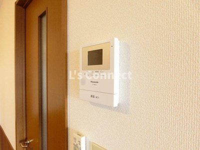 【セキュリティ】 | ヒルサイド華 | 突然の来客時もＴＶモニターホンでしっかり確認。