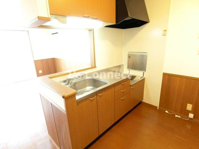 【キッチン】 | ヒルサイド華 | ２口ガスコンロ設置可能な対面キッチン。