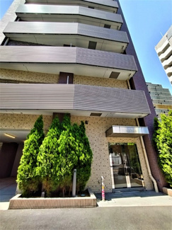 1フロア2世帯☆すべての住戸が角部屋です☆