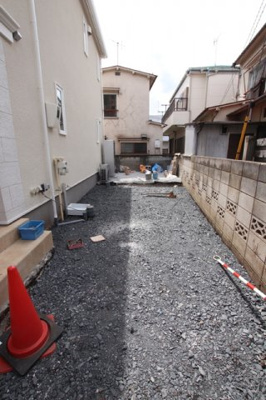 駐車場予定地（施工建築中です）