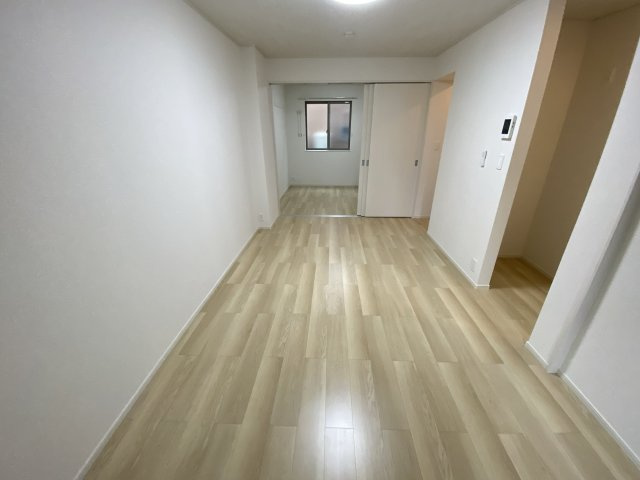 シーズンテラス太子の居間・リビング