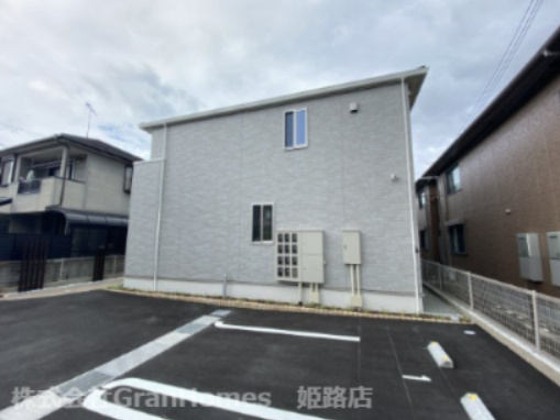 シーズンテラス太子の外観