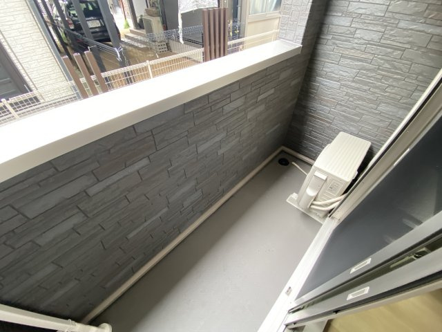 シーズンテラス太子のバルコニー